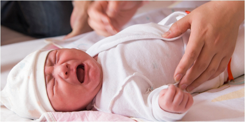 Hỏi: ColicKiddy trị khóc dạ đề cho trẻ sơ sinh có an toàn hay không?